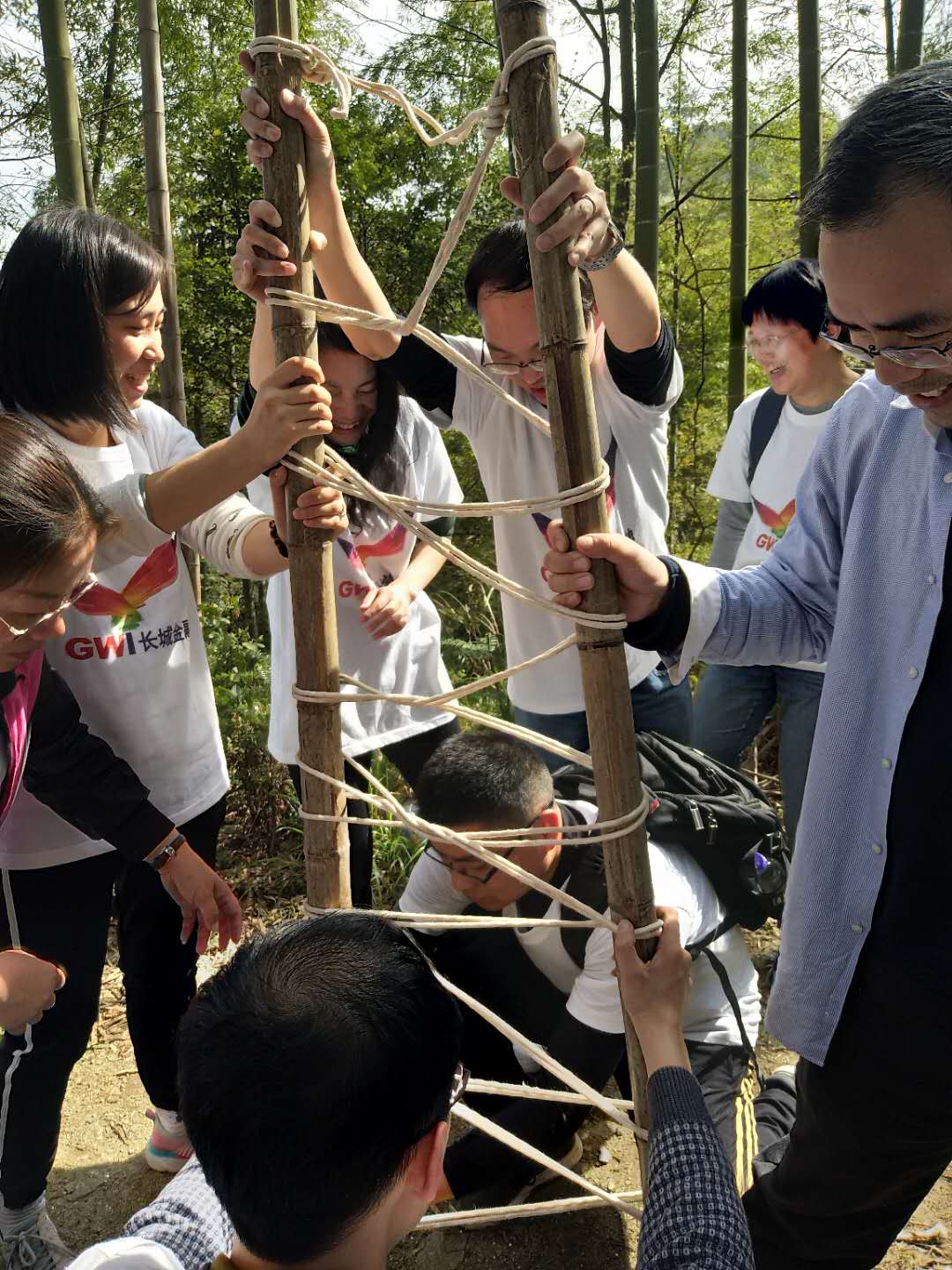 凝聚團(tuán)隊(duì)，放飛自我----長(zhǎng)城金融研發(fā)體系開(kāi)展拓展培訓(xùn)活動(dòng)